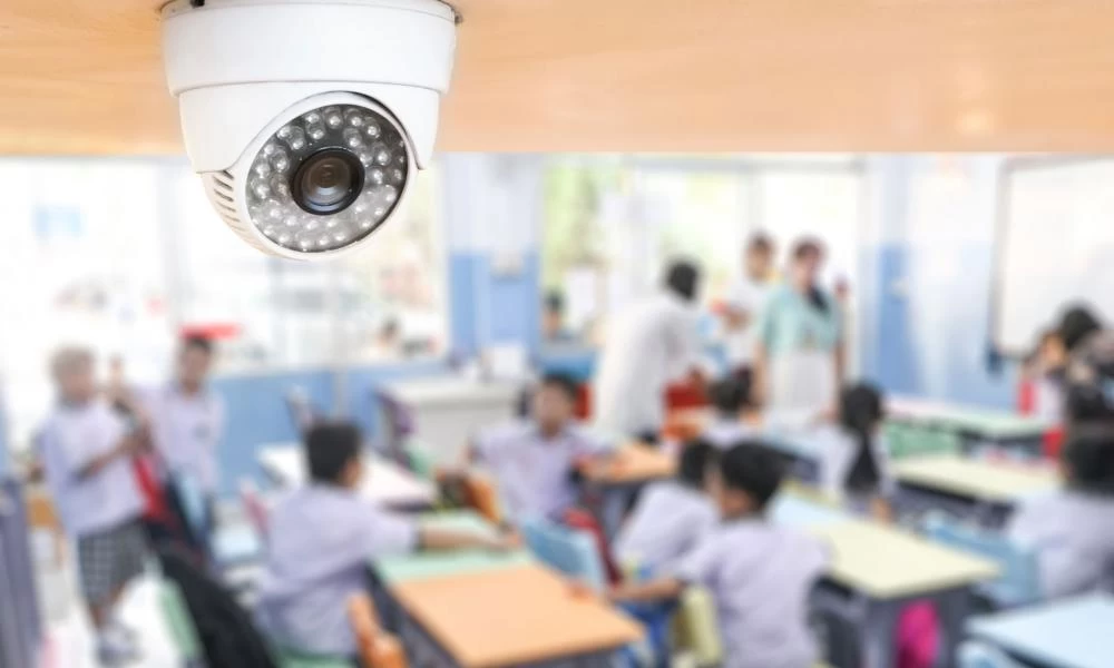 Έντονες αντιδράσεις για τις κάμερες στις σχολικές αίθουσες